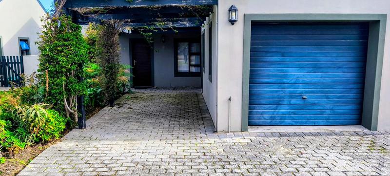2 Bedroom Property for Sale in Blue Mountain Village Western Cape